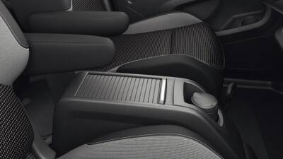 Berlingo Partner Orta Konsol Kolçak - 1