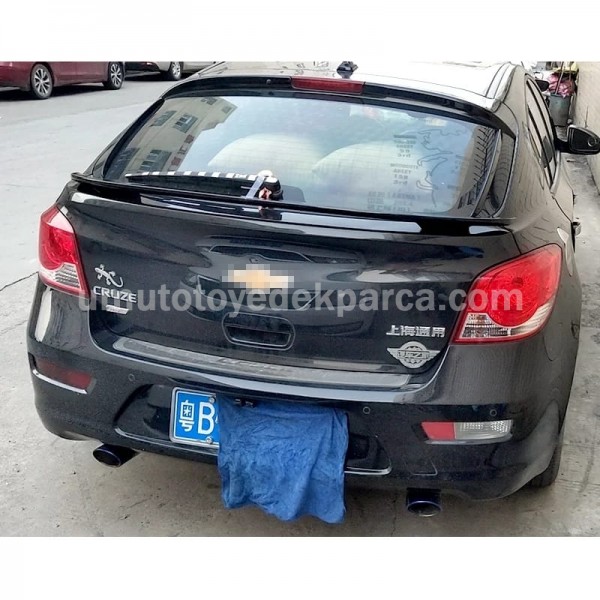 Cruze Hb Bagaj Spoiler Ayaklı Yeni Model Parlak Siyah