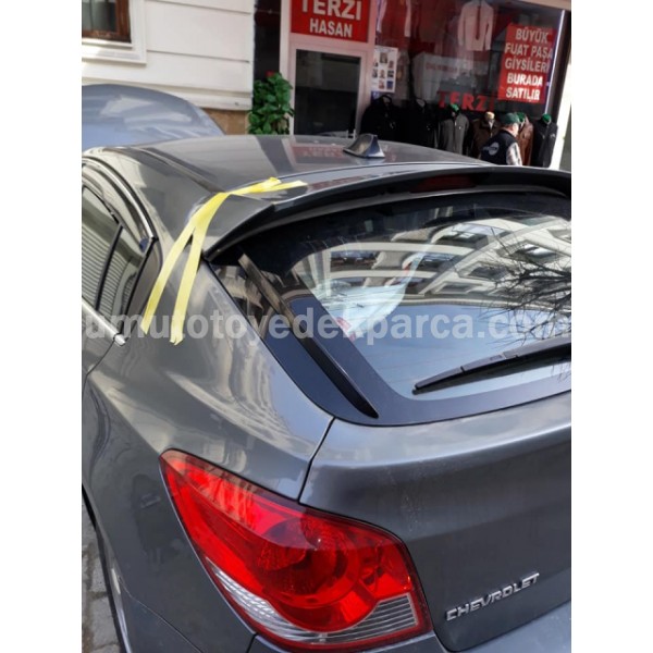 Cruze Hb Spoiler Cam Üstü